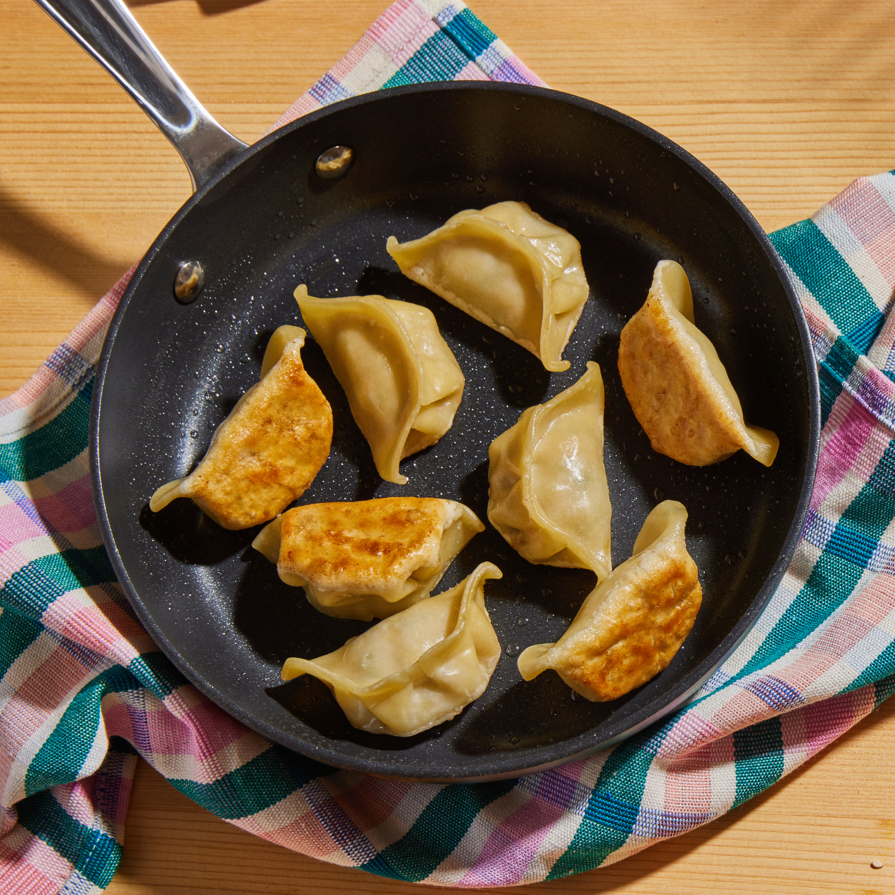 Potstickers (50 PC) - Savory Beef-Potstickers-MìLà